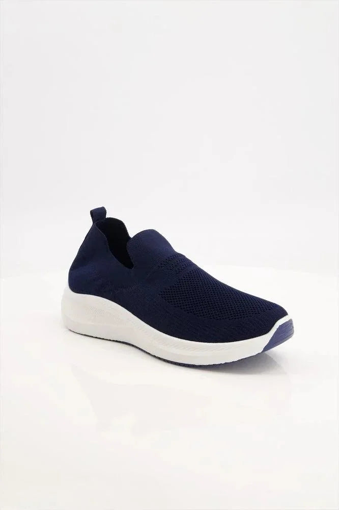 Slip-On Jogging Shoes 8502 – Lightweight & Stylish