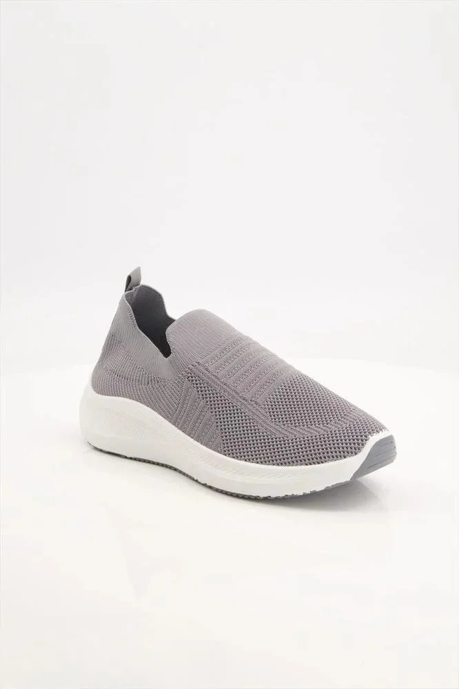 Slip-On Skechers Shoes (8512) – Lightweight & Stylish