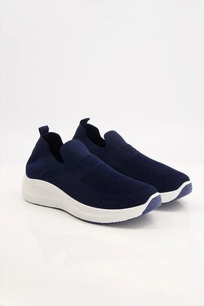 Slip-On Jogging Shoes 8502 – Lightweight & Stylish