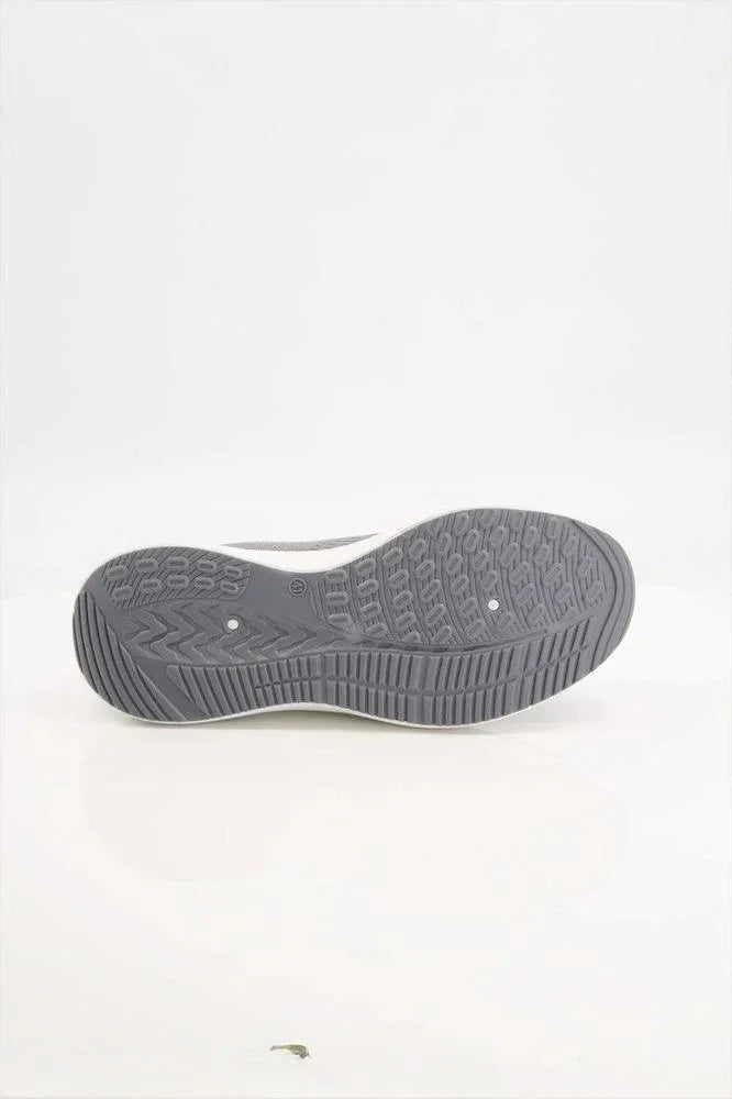 Slip-On Jogging Shoes 8502 – Lightweight & Stylish