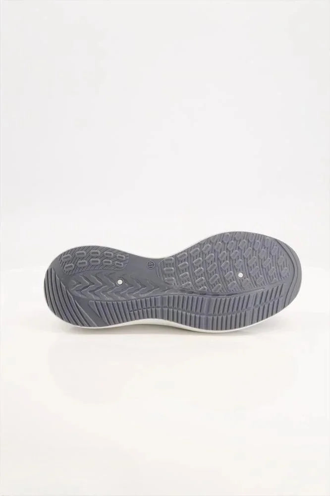 Slip-On Skechers Shoes (8512) – Lightweight & Stylish